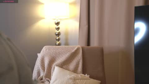 Evi online show from May 17, 2026, 8:34 am
