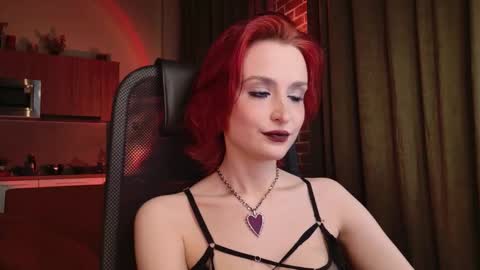 Snapshot of lunelucy chatting on October 13, 2025, 6:41 pm lunelucy online show from October 13, 2025, 6:41 pm