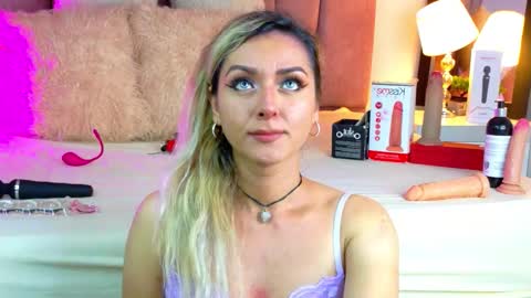 lunitadiva online show from February 1, 2026, 4:05 pm