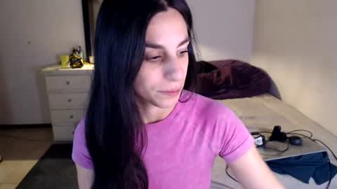 Snapshot of lunitaloveangel chatting on June 28, 2026, 1:22 am Angela Moonlight and Hector online show from June 28, 2026, 1:22 am
