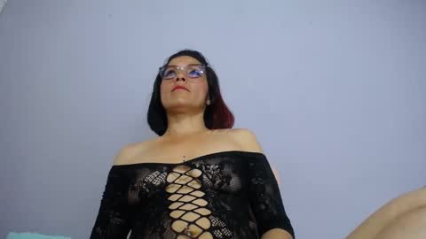 Snapshot of lunitaqueen_ chatting on February 28, 2026, 3:51 am Luna Tamara online show from February 28, 2026, 3:51 am