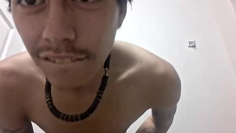 Snapshot of lunn10mcl chatting on November 15, 2025, 9:11 pm lunn10mcl online show from November 15, 2025, 9:11 pm