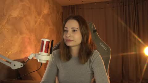 Snapshot of luntiki chatting on April 12, 2026, 9:09 pm Amelia online show from April 12, 2026, 9:09 pm