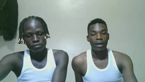 luoislove online show from November 4, 2025, 6:07 pm