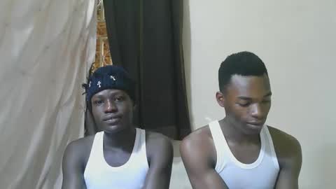 luoislove online show from November 28, 2025, 5:54 am