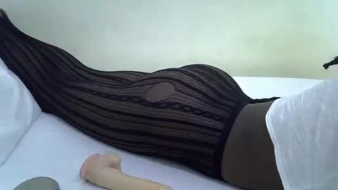 Snapshot of lupitah_ chatting on February 12, 2025, 8:27 am sweet girl online show from February 12, 2025, 8:27 am