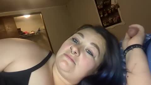 Snapshot of luscious_lynn1024 chatting on November 13, 2025, 3:05 am Luscious Lynn online show from November 13, 2025, 3:05 am