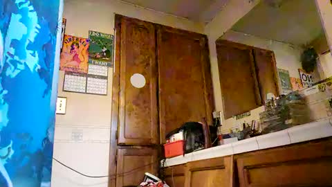 Snapshot of lusciouslibra82 chatting on February 27, 2025, 10:20 pm .Clarissa. Follow me on Instagram   miss buns  online show from February 27, 2025, 10:20 pm