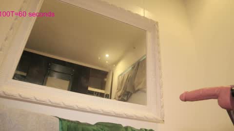 Snapshot of lusciouslipsxx chatting on October 13, 2025, 6:02 am lusciouslipsxx online show from October 13, 2025, 6:02 am