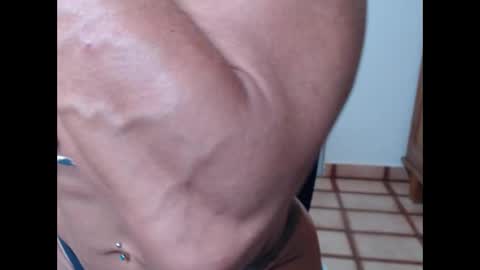 Snapshot of lusexyhot chatting on December 5, 2025, 6:26 pm lusexyhot online show from December 5, 2025, 6:26 pm