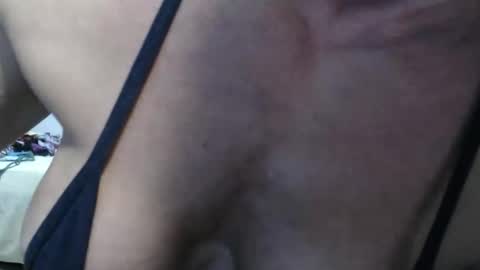 Snapshot of lusexyhot chatting on December 23, 2025, 3:26 am lusexyhot online show from December 23, 2025, 3:26 am