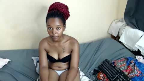 Snapshot of lush_goddess chatting on April 14, 2026, 6:47 pm shan online show from April 14, 2026, 6:47 pm