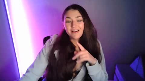 lushlolly online show from January 9, 2025, 4:52 am