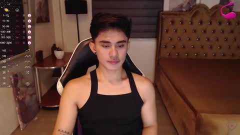 Snapshot of lustdesirex19 chatting on January 29, 2025, 1:28 pm David online show from January 29, 2025, 1:28 pm