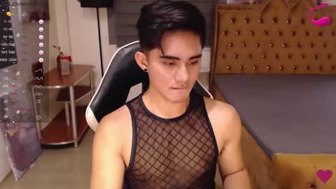 Snapshot of lustdesirex19 chatting on February 25, 2025, 4:57 am David online show from February 25, 2025, 4:57 am