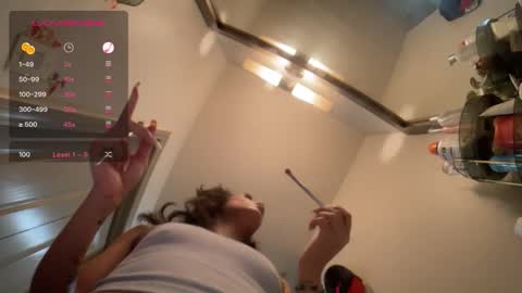 LOLA online show from March 9, 2026, 6:50 am