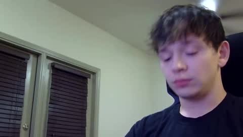 LustfulLives online show from April 29, 2026, 2:48 am