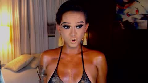 Snapshot of lustfulltrans chatting on May 13, 2026, 2:53 am AdriannaFowks online show from May 13, 2026, 2:53 am