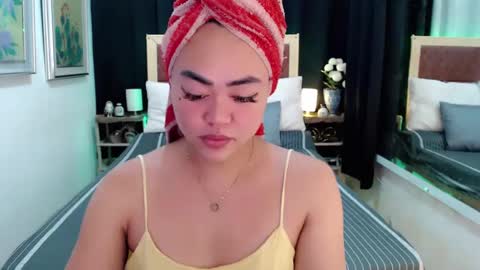 Trina online show from January 28, 2025, 3:15 am