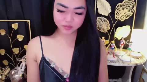 Trina online show from March 27, 2026, 2:39 am