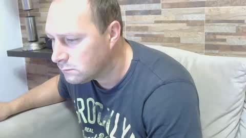 lustonfan online show from April 1, 2026, 12:39 pm
