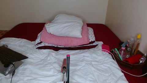 lustrous-choco online show from March 11, 2026, 8:59 pm