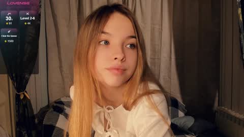 Snapshot of lusty_miss_di chatting on December 21, 2024, 7:06 pm Isabel online show from December 21, 2024, 7:06 pm