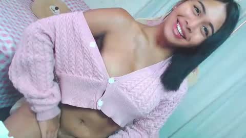 KEISHA  -  DONT FORGET TO FOLLOW ME AND GIVE ME THUMBS UP 3 online show from June 12, 2026, 12:09 am