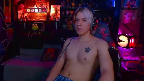 lustymatt online show from October 29, 2025, 3:42 am