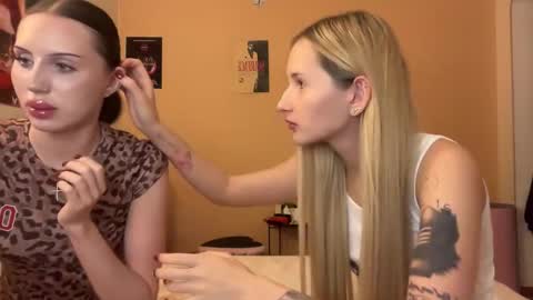 lustytwins online show from October 1, 2025, 8:42 am