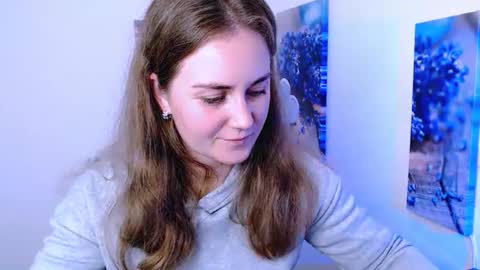 Snapshot of lusy_kiss_ chatting on October 27, 2025, 11:36 am lusy_kiss_ online show from October 27, 2025, 11:36 am