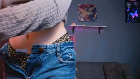 Snapshot of lusy_puff chatting on December 2, 2024, 3:58 pm lusy_puff online show from December 2, 2024, 3:58 pm