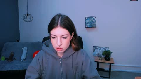 Snapshot of lusy_puff chatting on December 23, 2024, 9:27 am lusy_puff online show from December 23, 2024, 9:27 am