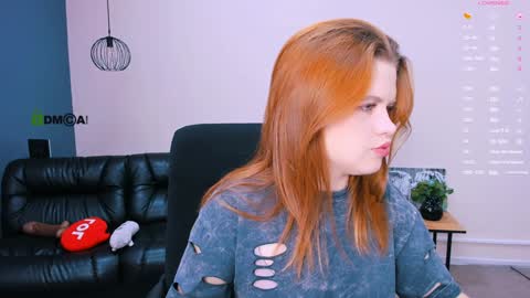 Snapshot of lusy_puff chatting on December 30, 2024, 12:20 pm lusy_puff online show from December 30, 2024, 12:20 pm