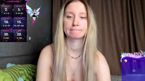 LusyaGreenberg online show from January 14, 2025, 6:07 pm
