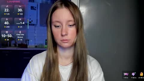 LusyaGreenberg online show from September 11, 2025, 3:56 pm