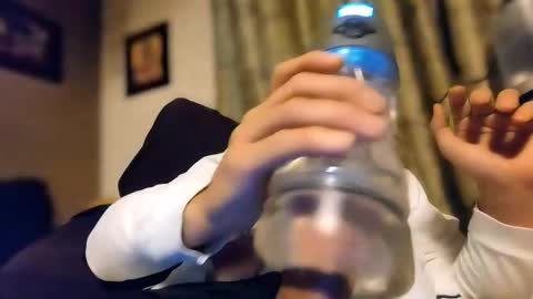 luv2cumc2c online show from November 15, 2025, 10:37 pm