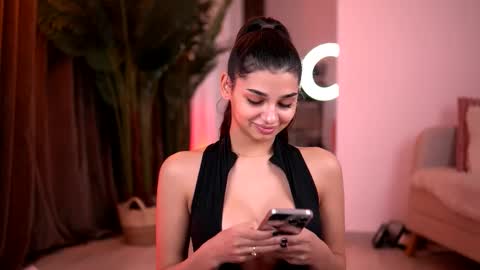 Caprice online show from December 18, 2025, 9:26 am