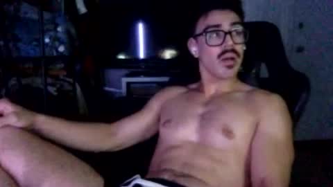 Snapshot of luvrboy77 chatting on June 20, 2026, 12:58 am luvrboy77 online show from June 20, 2026, 12:58 am