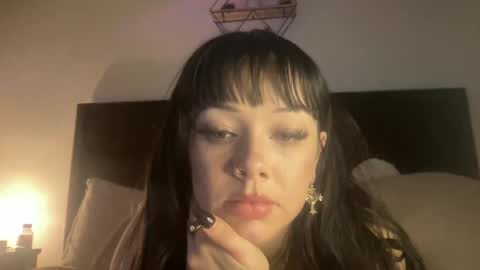 Snapshot of luvursdestiny chatting on February 4, 2025, 4:15 am luvursdestiny online show from February 4, 2025, 4:15 am