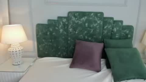 Snapshot of lux_bitchx chatting on June 25, 2026, 2:22 am lux_bitchx online show from June 25, 2026, 2:22 am