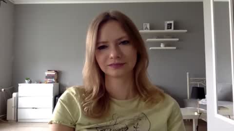 Snapshot of lux_millie chatting on October 11, 2025, 1:53 pm Millie online show from October 11, 2025, 1:53 pm