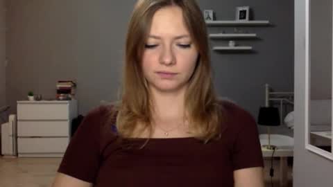 Snapshot of lux_millie chatting on November 8, 2025, 3:45 pm Millie online show from November 8, 2025, 3:45 pm