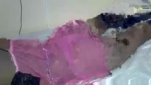 Snapshot of luxebae chatting on April 7, 2026, 7:25 pm luxebae online show from April 7, 2026, 7:25 pm