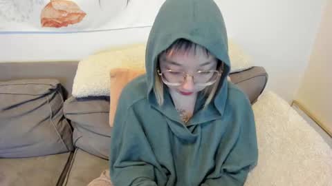 LuxGray online show from March 3, 2025, 12:59 am