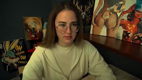 Katie online show from December 5, 2025, 1:42 pm