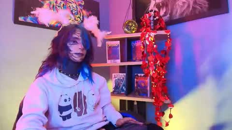 Luxiel 3 online show from February 14, 2026, 11:23 pm