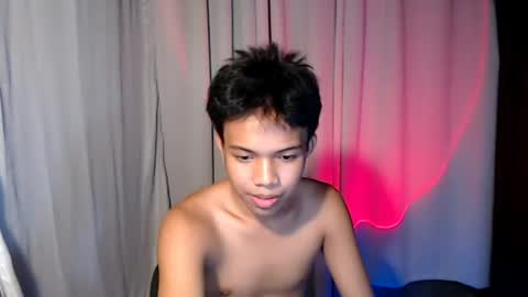 Snapshot of luxirfy_xx chatting on July 13, 2026, 5:05 pm luxirfy online show from July 13, 2026, 5:05 pm