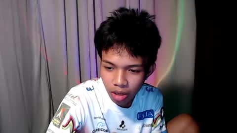 Snapshot of luxirfy_xx chatting on July 22, 2026, 4:32 pm luxirfy online show from July 22, 2026, 4:32 pm