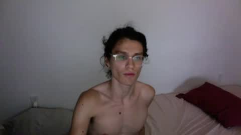 Snapshot of luxoxo222 chatting on July 12, 2026, 1:29 am Lu online show from July 12, 2026, 1:29 am